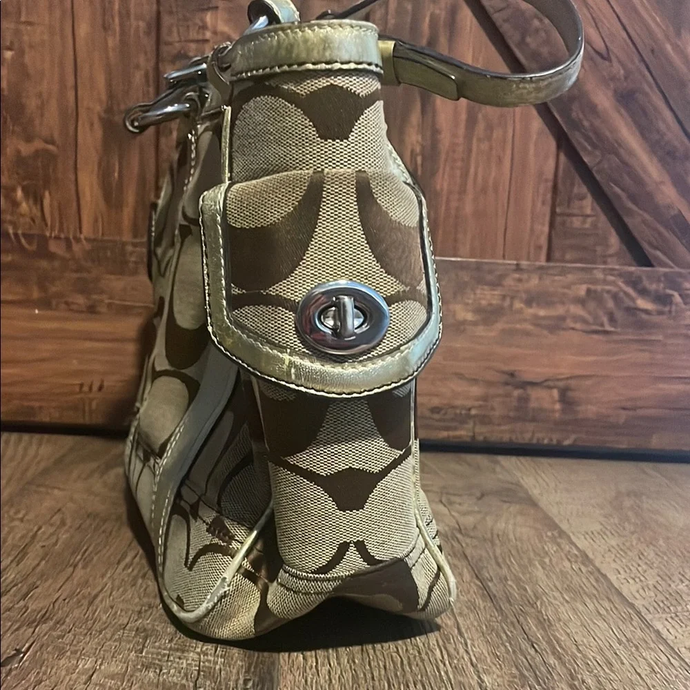 Coach Brown and Gold Tote Bag - Picture 8 of 12